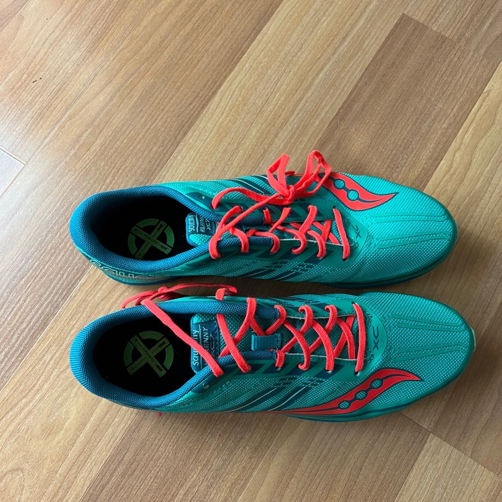 NEVER WORN track shoes with spikes